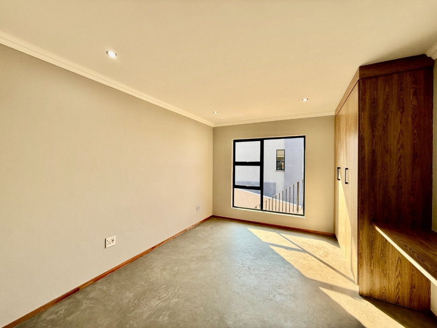 3 Bedroom Property for Sale in Magalies Golf Estate North West